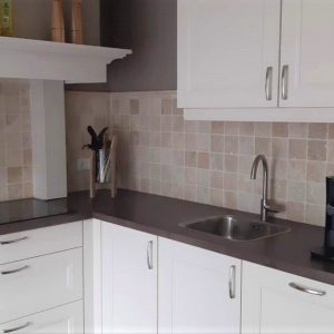 Travertin anticato beige light 10x10x1 vloer/wandtegel