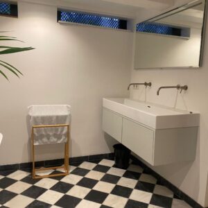 Wit en zwart marmer anticato  20x20x1cm vloer / wandtegel