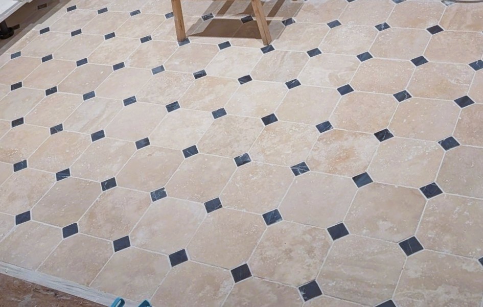 Light travertin 20x20x1 / 4.8x4.8x1 octagon vloer/wandtegel