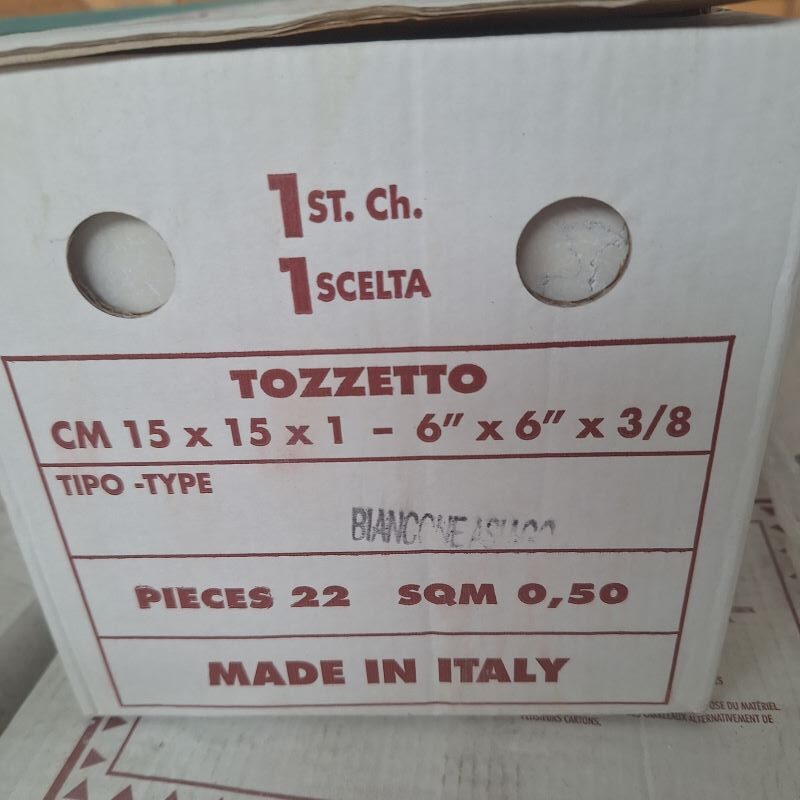 Biancone marmer anticato 15x15x1 vloer/wandtegel - Afbeelding 2