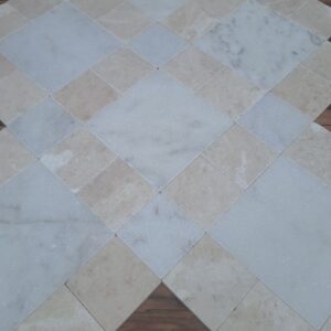 Wit en beige marmer getrommeld patroon vloertegel