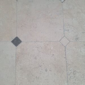 Light travertin 30.5x30.5x1 / 4.8x4.8x1 octagon vloer/wandtegel