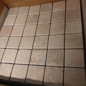 Mozaiek Beige light Travertin 4.8x4.8x1 getrommeld