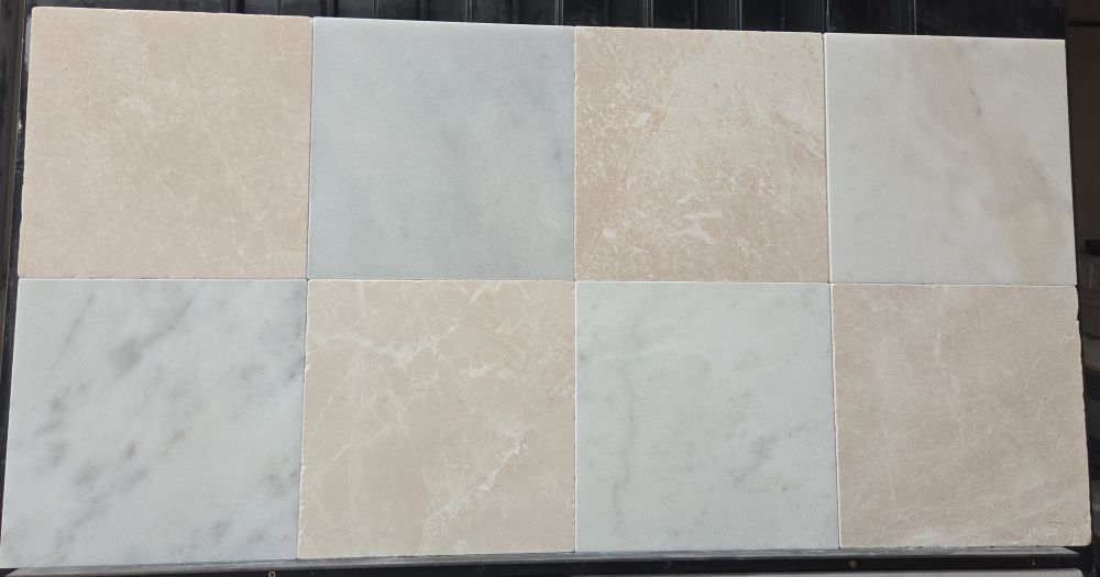 Wit en beige marmer 30.5x30.5x1 getrommeld